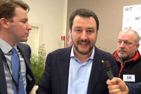 Matteo Salvini a HIT Show 2018: le armi legali non sono un problema