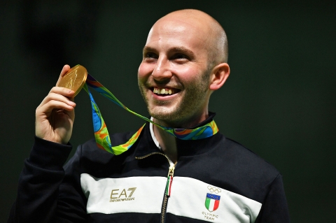 Il campione Niccolò Campriani, Oro alle Olimpiadi 2016 di Rio de Janeiro