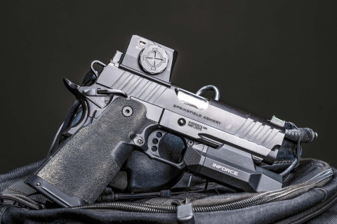 Sightmark Minishot M-Spec Solar Enclosed M4: un mirino a punto rosso costruito per durare
