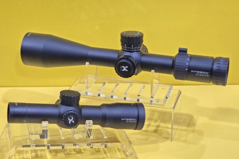 Leapers INTEGRIX iXF 4.5x28 and iX6 6-36x56 riflescopes