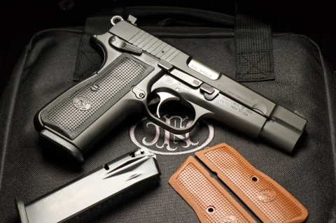 FN High Power: la Browning Hi-Power è tornata, di nuovo.