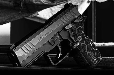 AREX Zero 2 9mm pistol: hammer-fired evolution