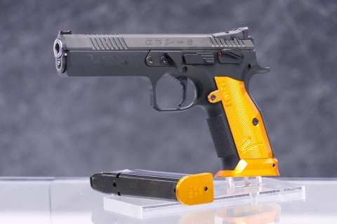 CZ TS2 Orange, una grande pistola da tiro dinamico