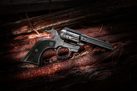 Il nuovo revolver Diamondback Firearms Sidekick, convertibile per l'utilizzo di munizioni calibro .22 Long Rifle e .22 Magnum, sarà disponibile negli USA a novembre