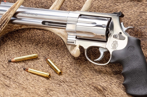 Smith & Wesson Model 350: a new, legendary hunting revolver!