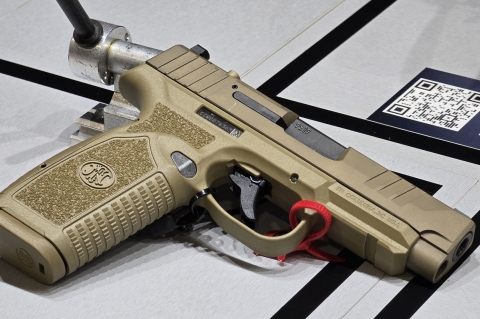 FN America Reflex XL MRD, nuova pistola da difesa
