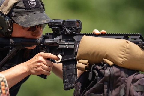 SIG Sauer 516-MOHAWK, a new and improved AR-15 rifle