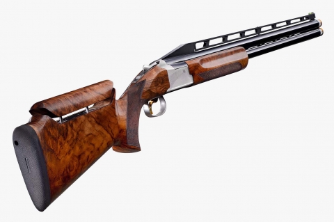 The B725 Pro Trap Adjustable (here with an High Rib) is the last born in the family of Browning competition shotguns