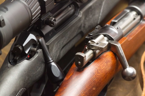 Bolt action rifle safety: two vs three positions